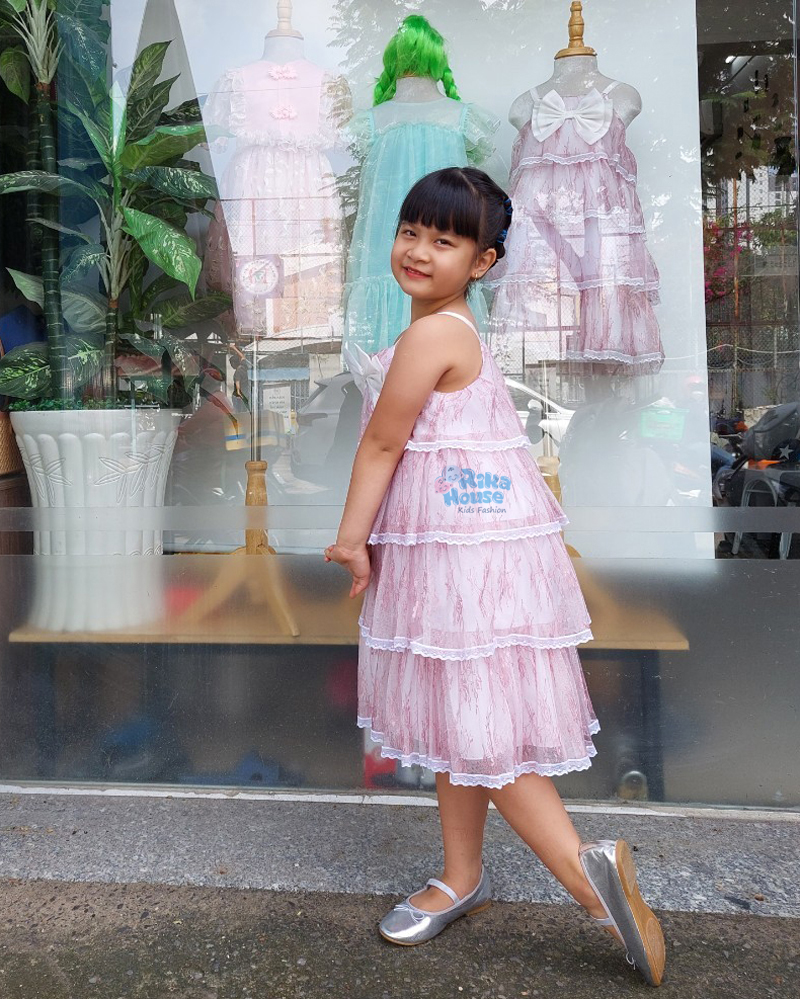 Đầm ren dây đính nơ