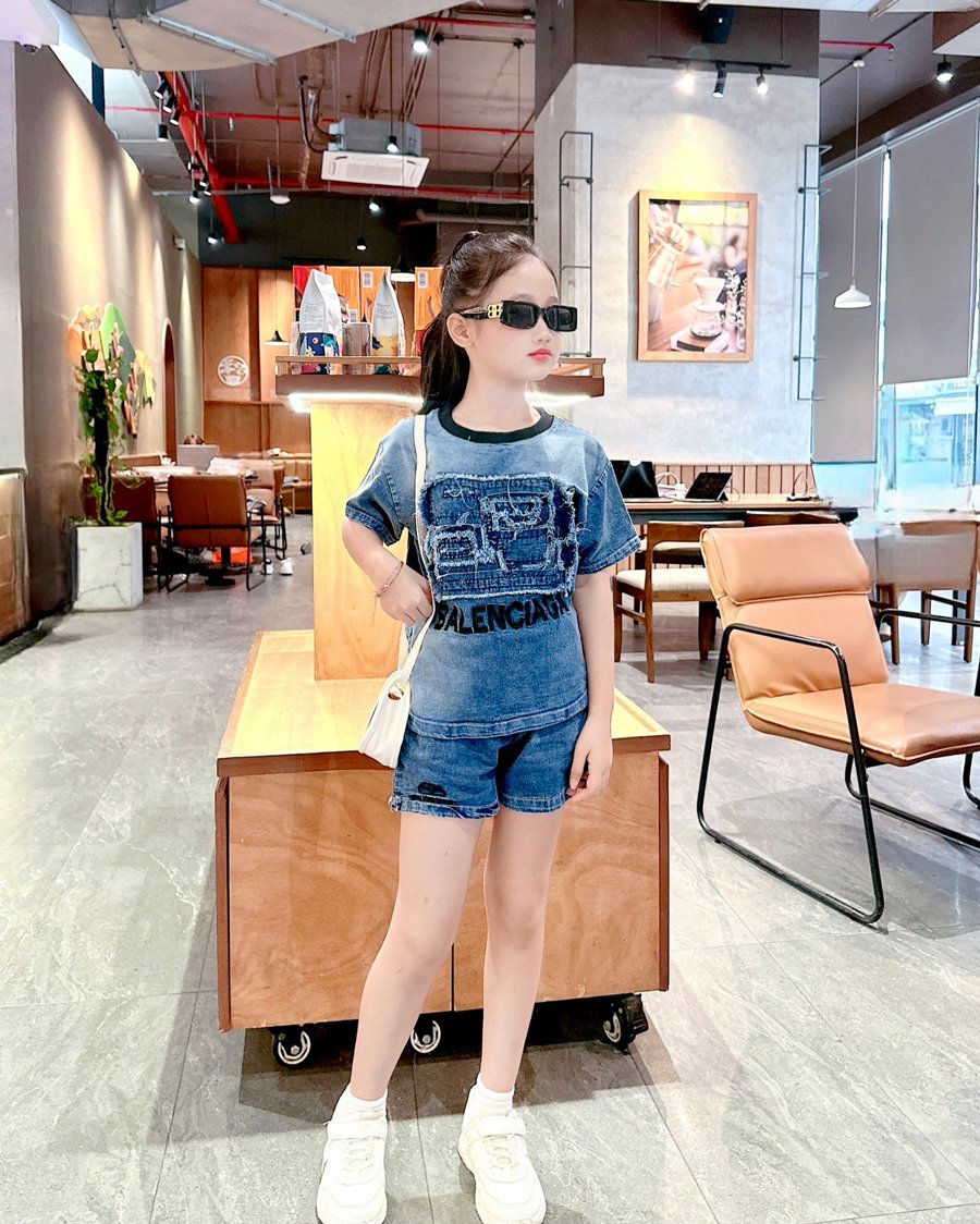 Bộ short Jean Balencia