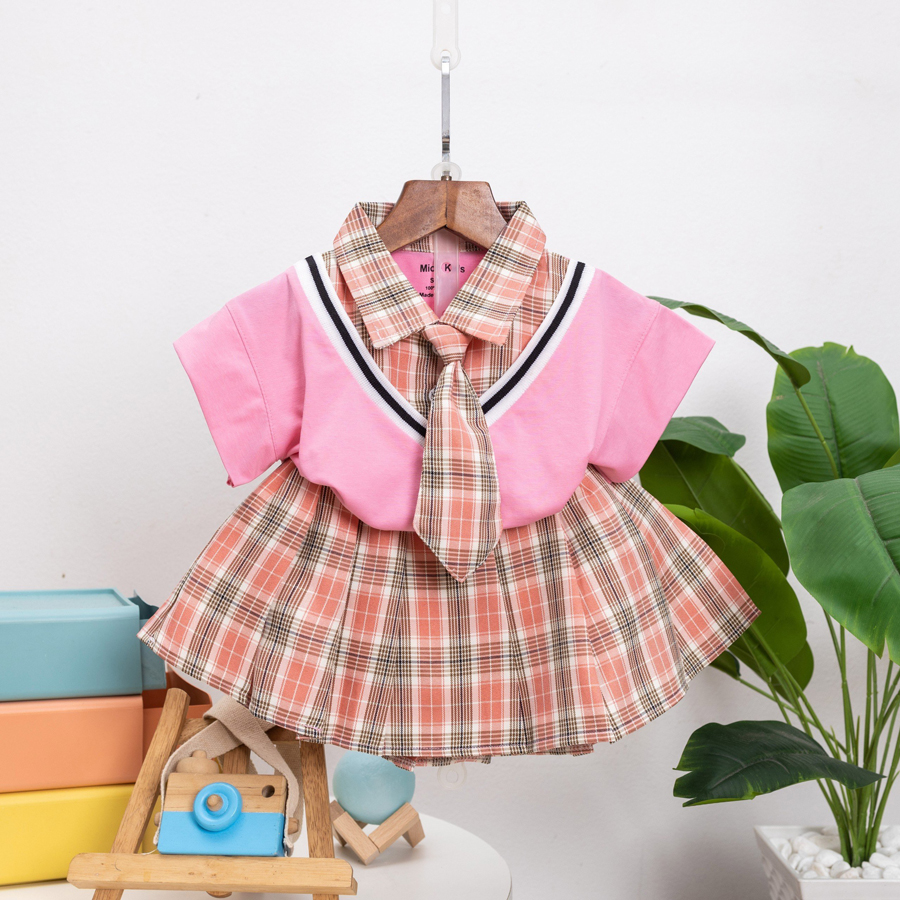 Bộ váy cà vạt caro