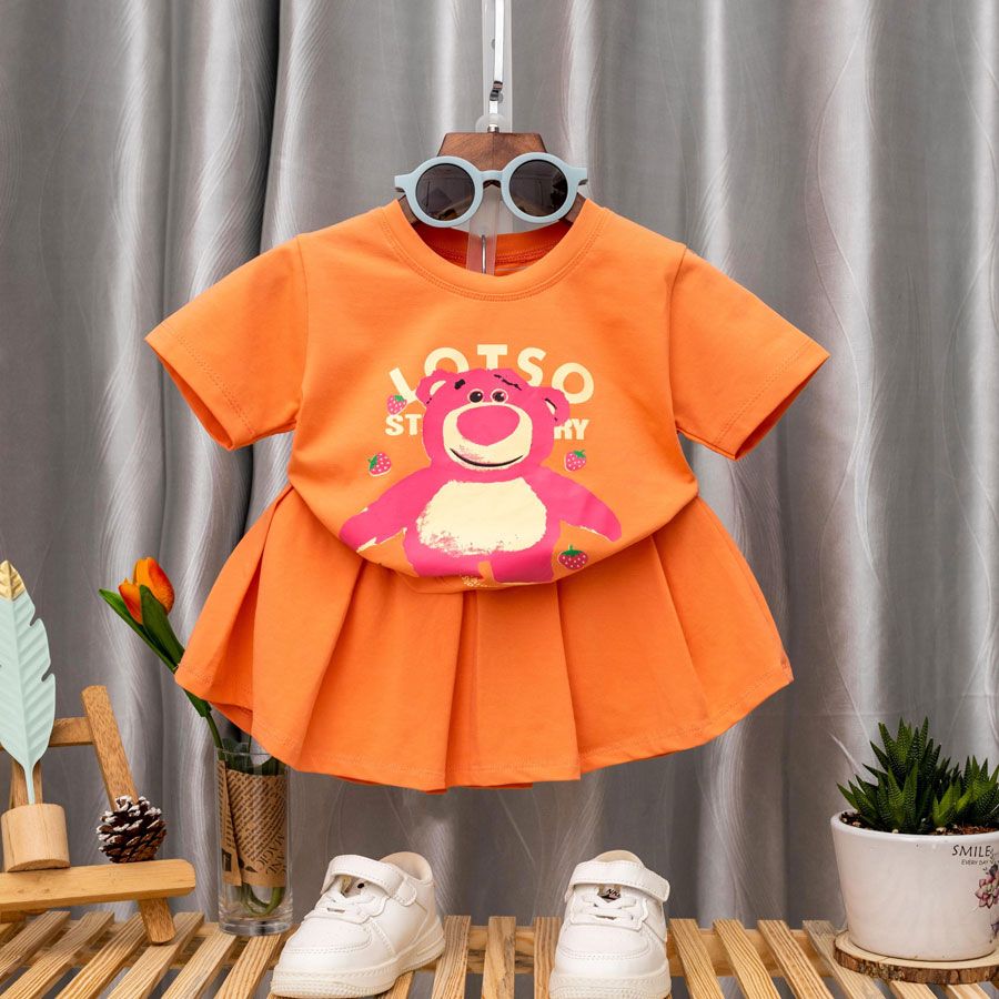 Bộ váy gấu dâu