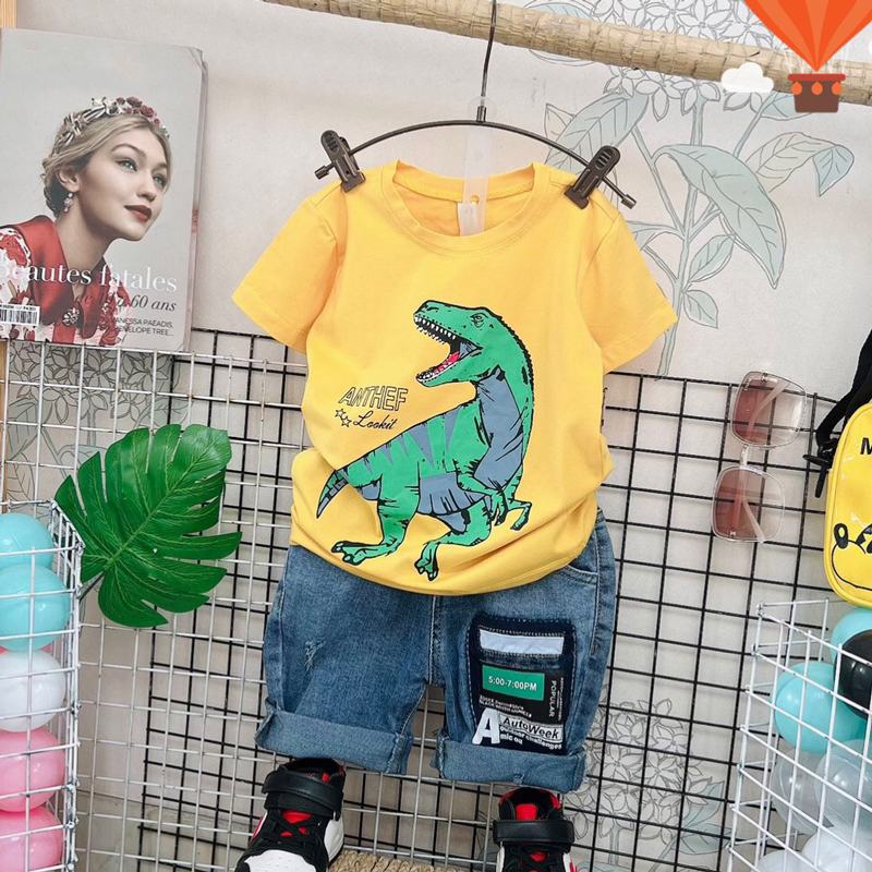 Bộ jean bé trai hình khủng long