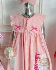 Đầm bé gái Labubu nơ cổ