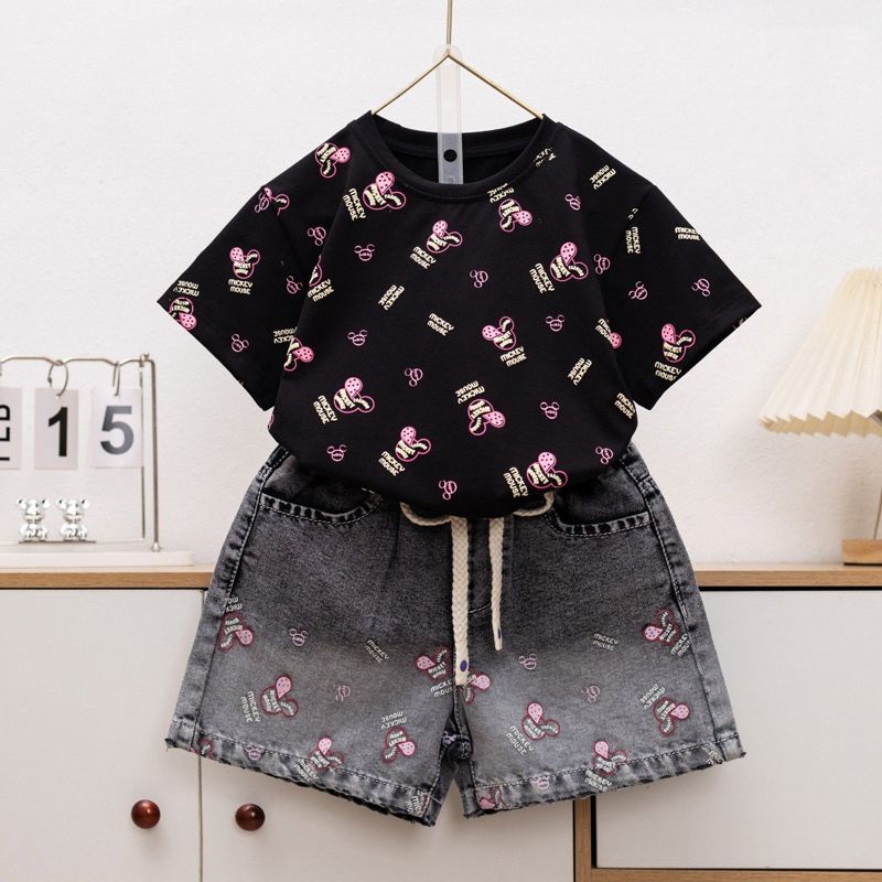 Bộ jean bé gái đầu Mickey