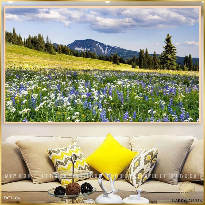  Tranh Hoa Trên Đồng Cỏ Xanh DC7164 