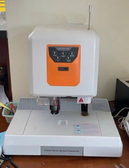  Máy đóng chứng từ ống nhựa HT-60 