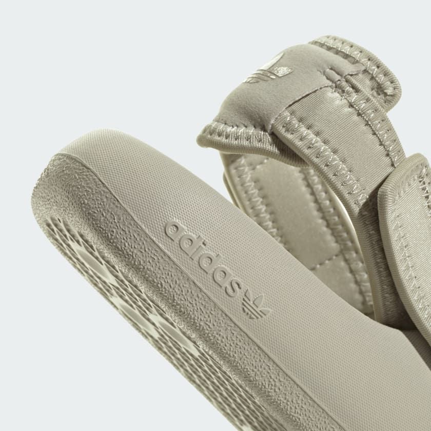 Giày originals Trẻ Em ADIFOM ADILETTE C