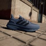 Giày chạy bộ Nam Ultraboost 5