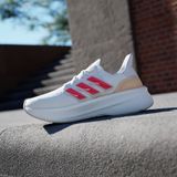 Giày chạy bộ Nữ ULTRABOOST 5 W