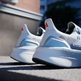 Giày chạy bộ Nam ULTRABOOST 5