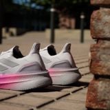 Giày chạy bộ Nữ ULTRABOOST 5X W