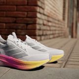 Giày chạy bộ Nữ ULTRABOOST 5X W