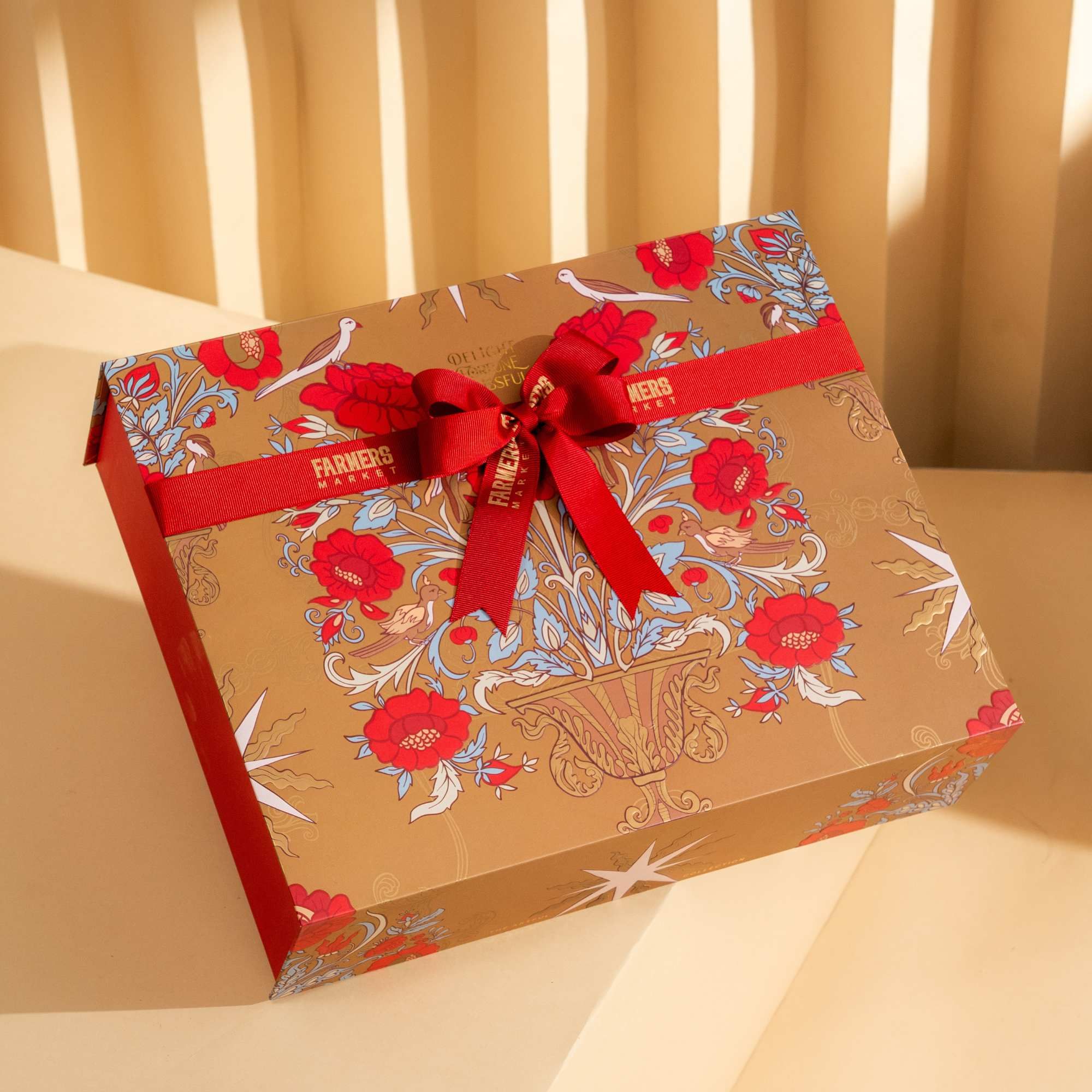  Hộp Quà Trà - Ăn Vặt Tone Vàng Đỏ Cơ Bản - GIAO NỘI THÀNH HCM 