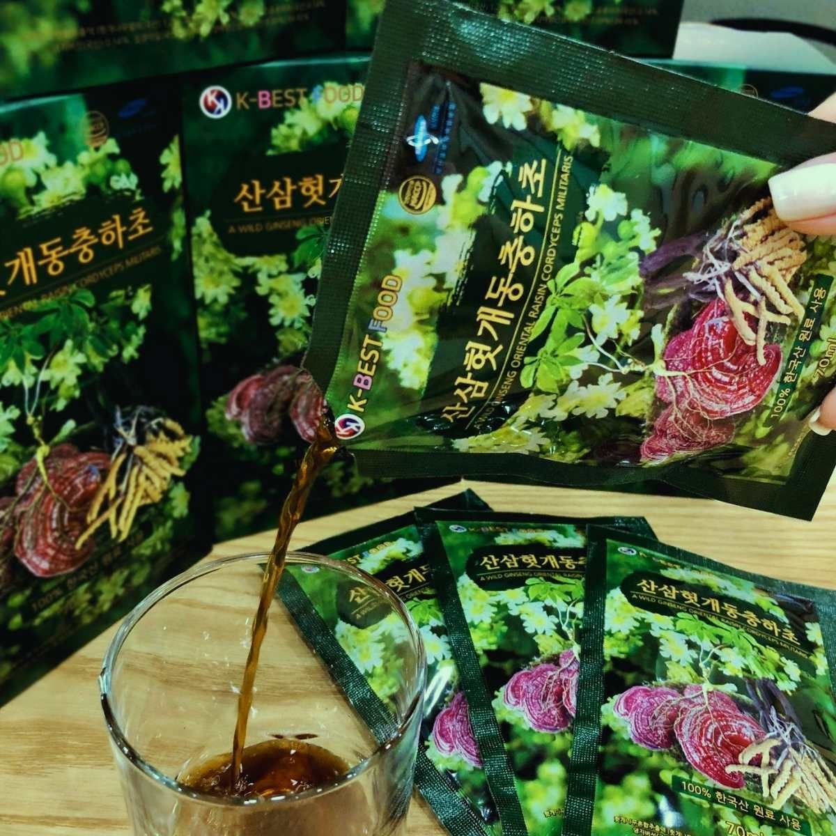 Nước uống Sâm Núi - Đông Trùng Hạ Thảo K- Best Food bổ Gan, giải Rượu hộp 2100 ml (30 gói x 70 ml) 