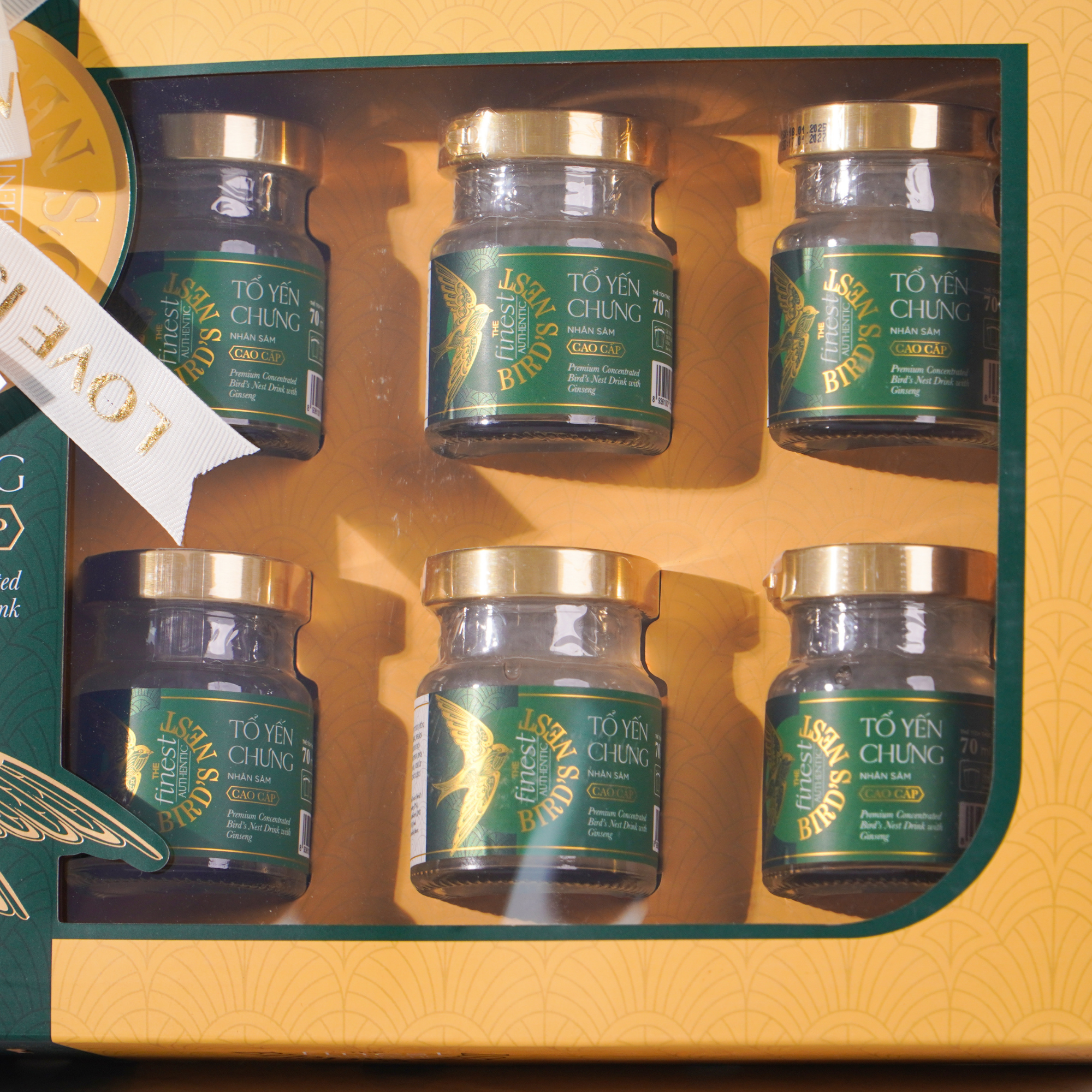  Hộp quà tặng tổ yến chưng nhân sâm The Finest Bird's Nest 420 ml (6 hủ/hộp) - GIAO HÀNG TOÀN QUỐC 