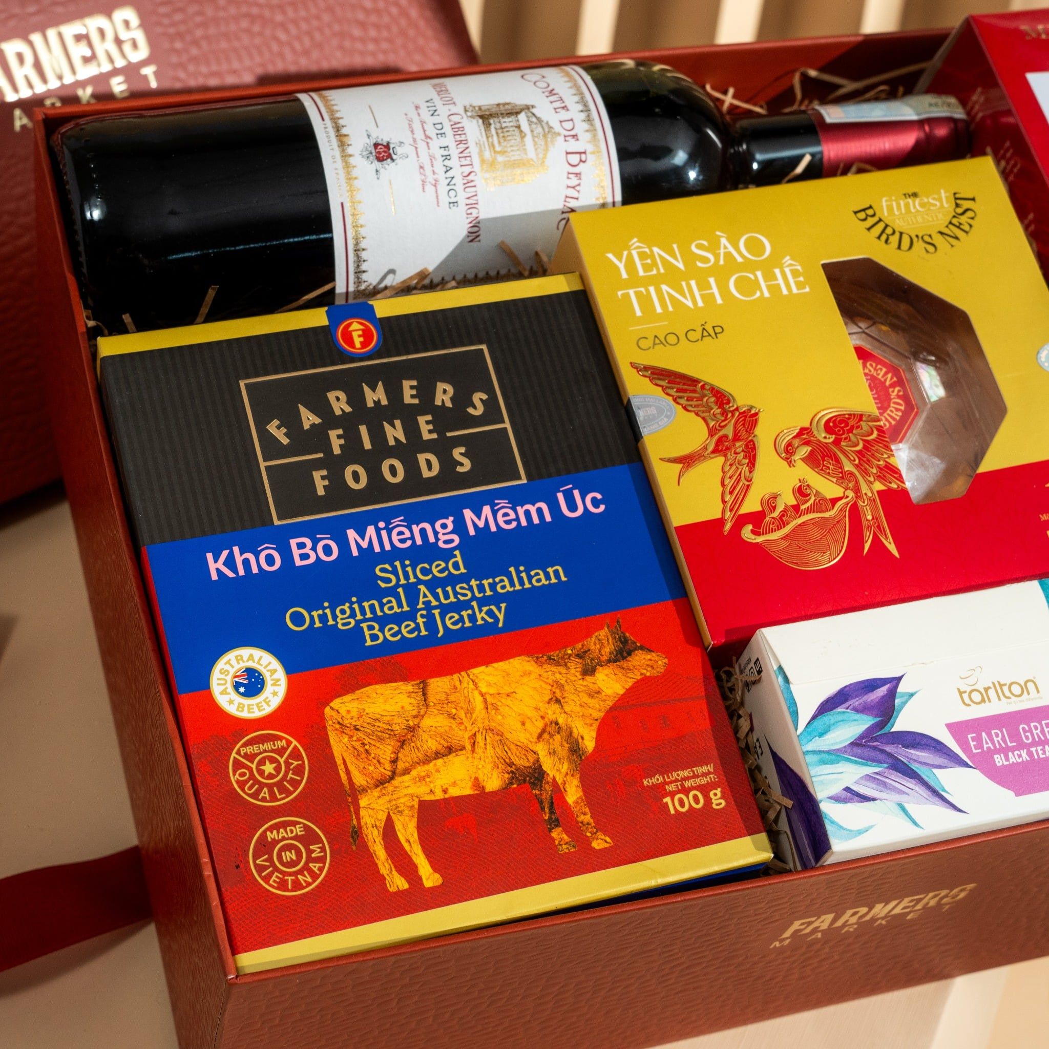  Hộp Quà Rượu Vang Đỏ và Tổ Yến Tone Nâu Tinh Tế - GIAO HÀNG TOÀN QUỐC 