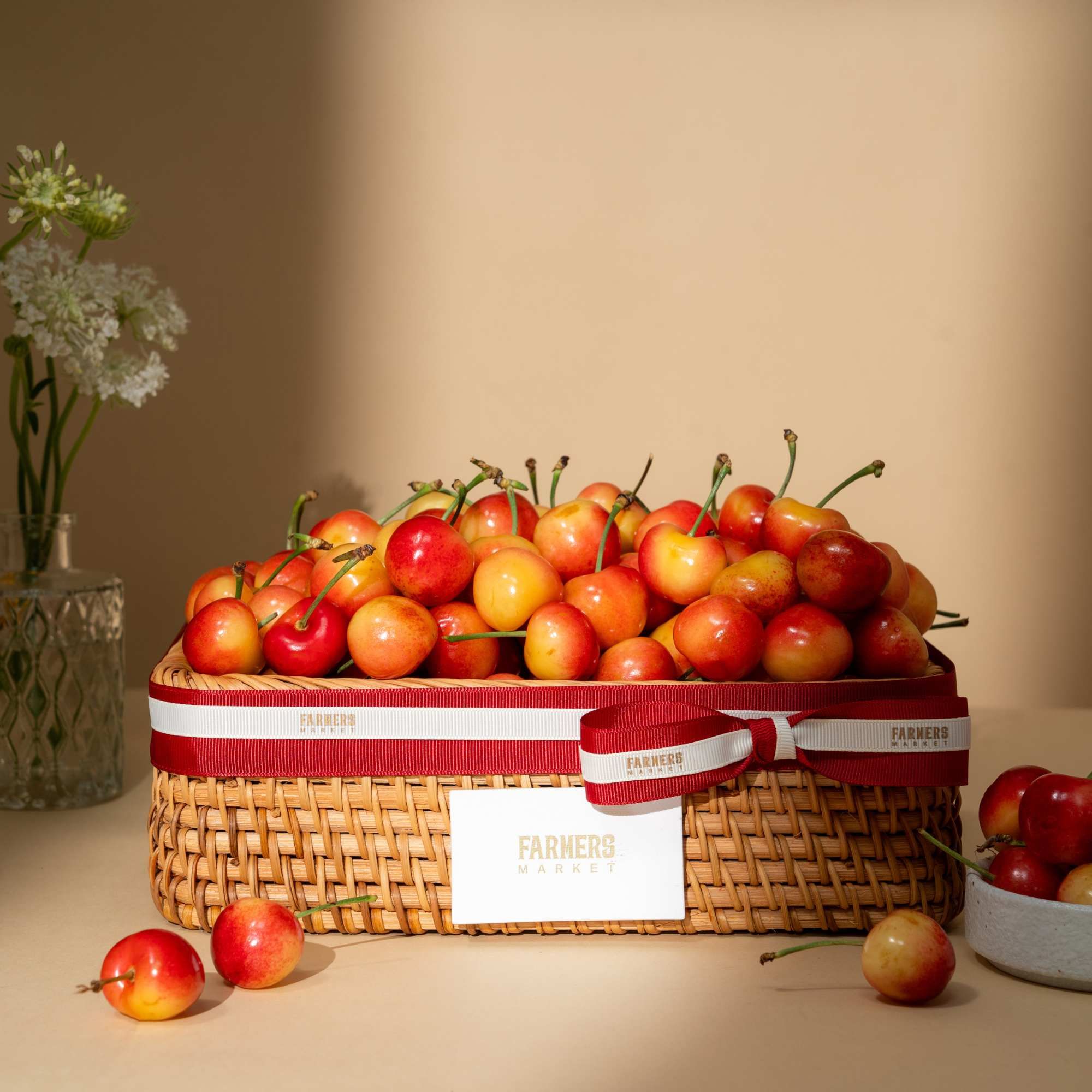  Giỏ Quà Cherry Vàng Sang Trọng - GIAO HÀNG NỘI THÀNH HCM 