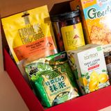  Hộp Quà Trà - Ăn Vặt Tone Vàng Đỏ Cơ Bản - GIAO NỘI THÀNH HCM 