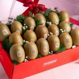  Hộp quà Kiwi vàng tone đỏ tinh tế - GIAO NỘI THÀNH TPHCM 