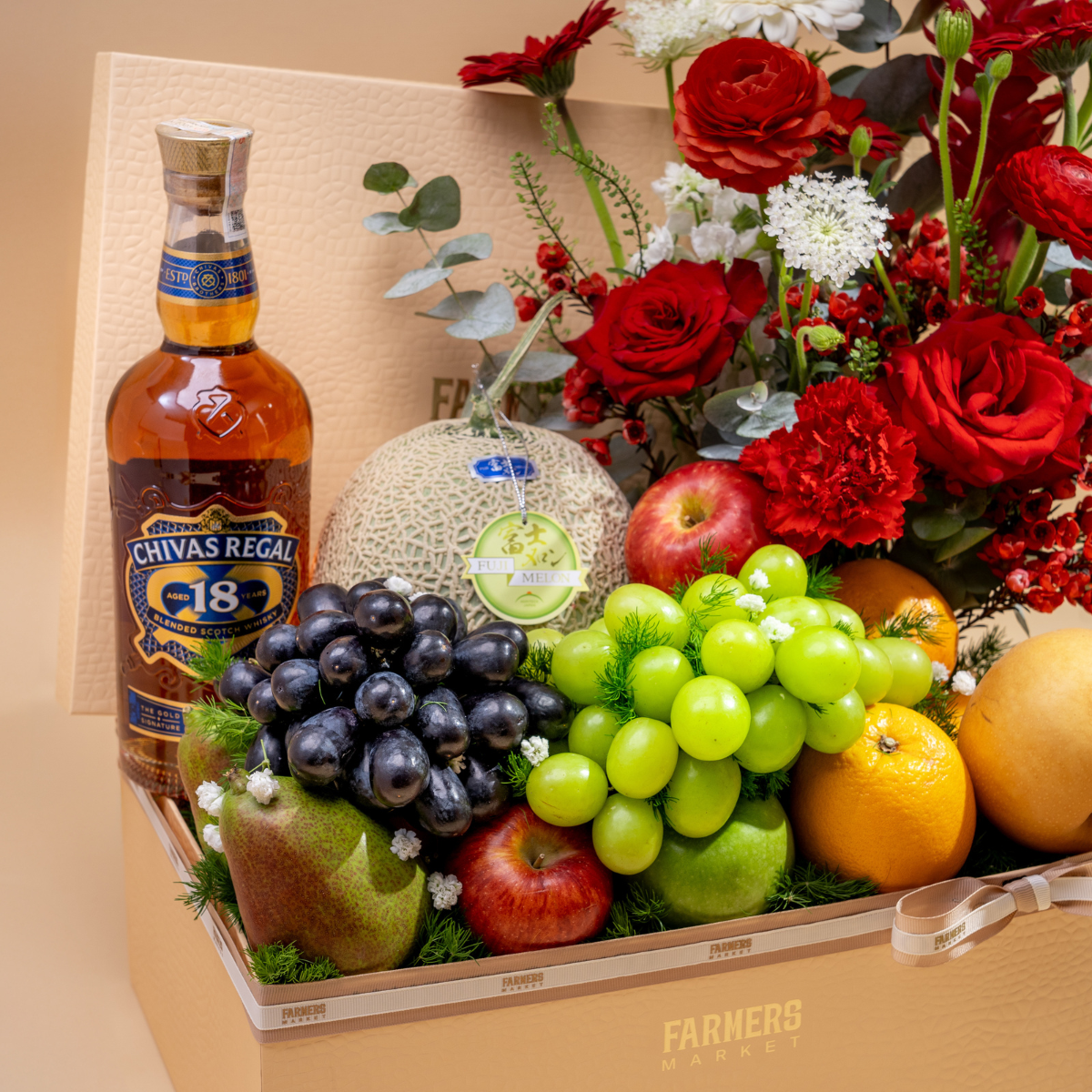  Hộp Quà Trái Cây Và Hoa Hồng Ecuador Đỏ Sang Trọng  - GIAO NỘI THÀNH TPHCM 