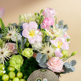  Hộp Quà Trái Cây Và Hoa Tulip Hồng Thanh Lịch  - GIAO NỘI THÀNH TPHCM 