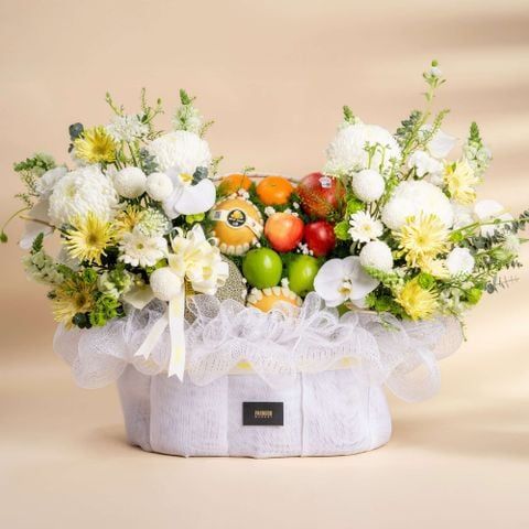  Giỏ Trái Cây Và Hoa Tone Trắng Vằng Sang Trọng - GIAO NỘI THÀNH HCM 