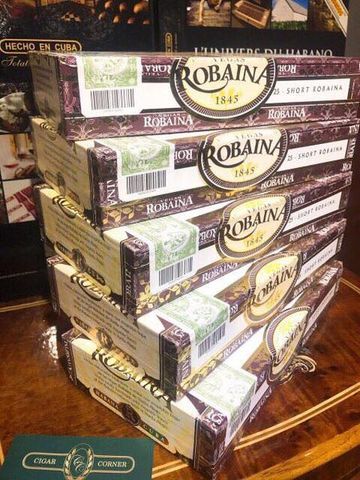 Vegas Robaina Short Robaina Andorra Regional Edition 2014 (Giá: Liên hệ)