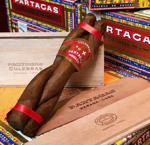 Partagas Culebras LCDH (Giá: Liên hệ)