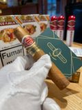 ROMEO Y JULIETA SHORT CHURCHILL TUBOS (Giá: Liên hệ)