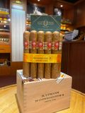 H.upmann Connossieur A (Giá: Liên hệ)