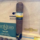 Cohiba Maduro5 Mágicos Año Del Perro (Giá: Liên hệ)