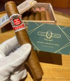 HOYO DE MONTERREY LE HOYO DE SAN JUAN 10s (Giá: Liên hệ)