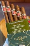 Hoyo de Monterrey Souvenir De luxe -5s (Giá: Liên hệ)