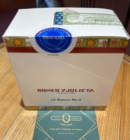 ROMEO Y JULIETA ROMEO No 3 15 TUBOS (Giá: Liên hệ)