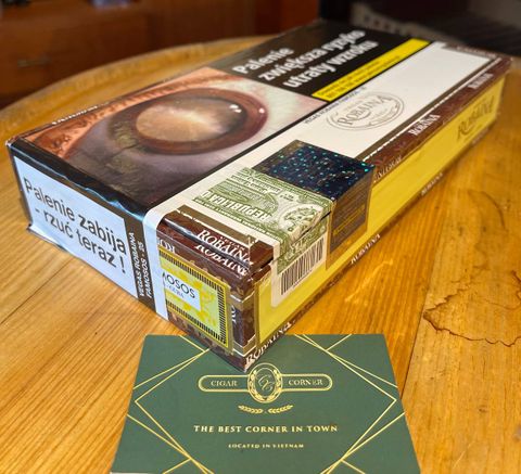 Vegas Robaina Famosos(Giá: Liên hệ)