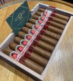 Hoyo de Monterry Epicure de Luxe LCDH (Giá: Liên hệ)