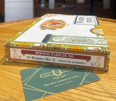 Romeo Y Julieta No2 Tubos 10s(Giá: Liên hệ)