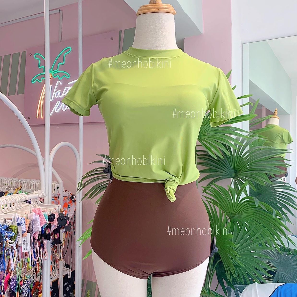  4BN78-Đồ bơi một mảnh kèm áo croptop 