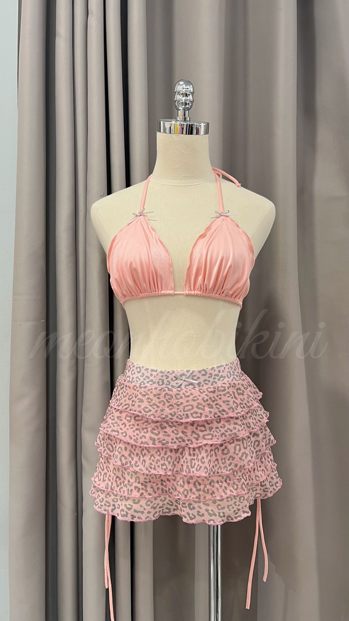  6BN28-Set 3 món bikini + váy tầng 