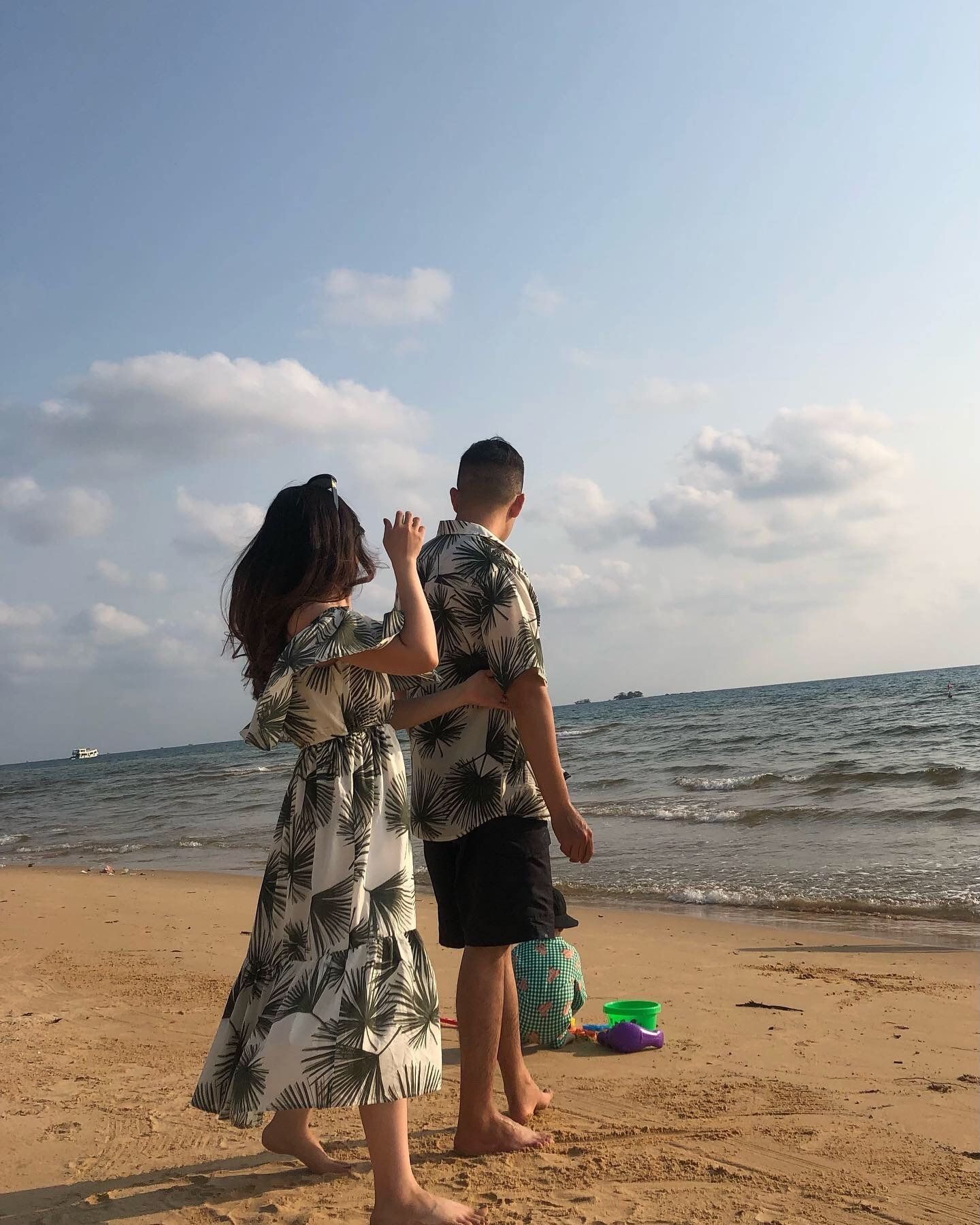  Đồ couple hoạ tiết lá 3 