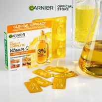  Dưỡng chất cô đặc làm mờ quầng thâm & thâm mụn Garnier Bright Complete VitaminC Ampoule Serum 1.5ml x 12 