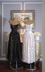 Đầm Ren Cup Nền Hoa