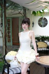 Đầm Ren Hở Lưng Tùng Bí
