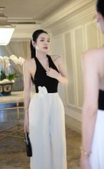 Jum Yếm Kèm Cài Hoa
