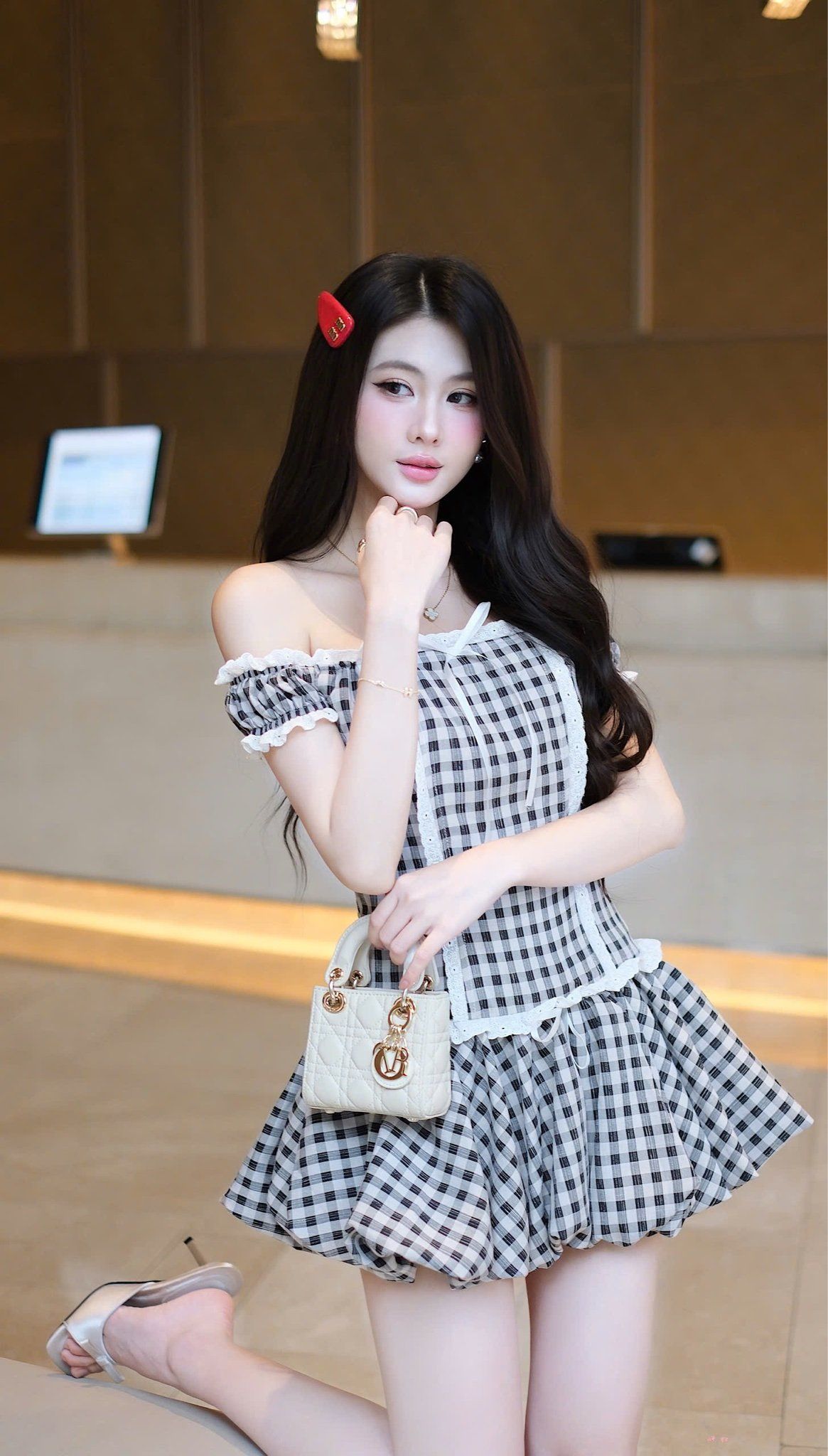Đầm Caro Bẹt Vai Viền Xô