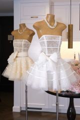 Đầm Cup Ren Nền Hoa