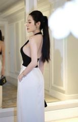 Jum Yếm Kèm Cài Hoa