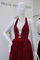 Đầm Nhung Yếm Kèm Nơ