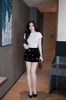 Áo Thun Trơn Cổ Tròn