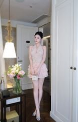 Đầm Ren Yếm Tầng