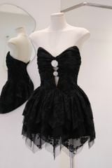 Đầm Cúp Thêu Hoa Đính Cườm